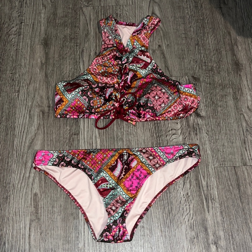 VICTORIA SECRET SWIM